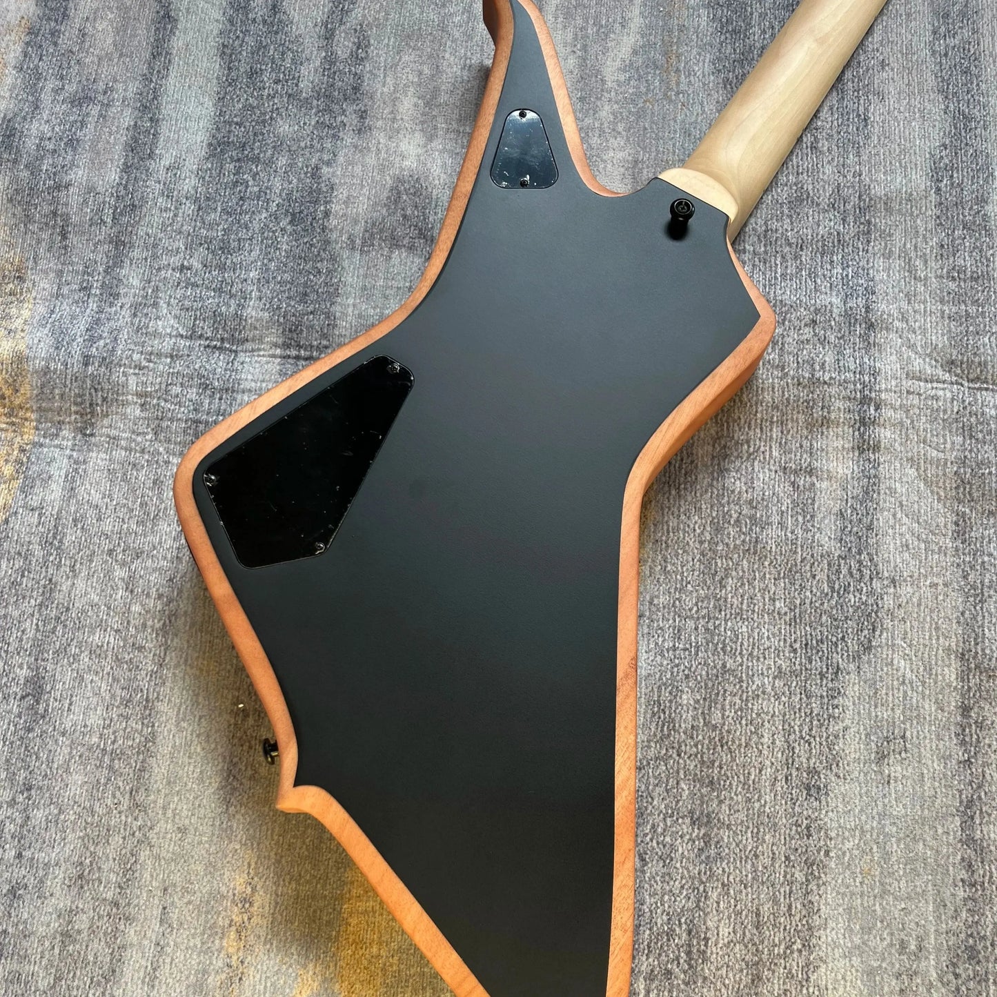 OUCEY Six String Electric Guitar With Wooden Border Design