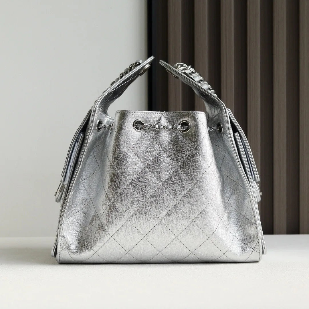 Women's Quilted Shoulder Bag With Chain Handle Faux Leather Tote