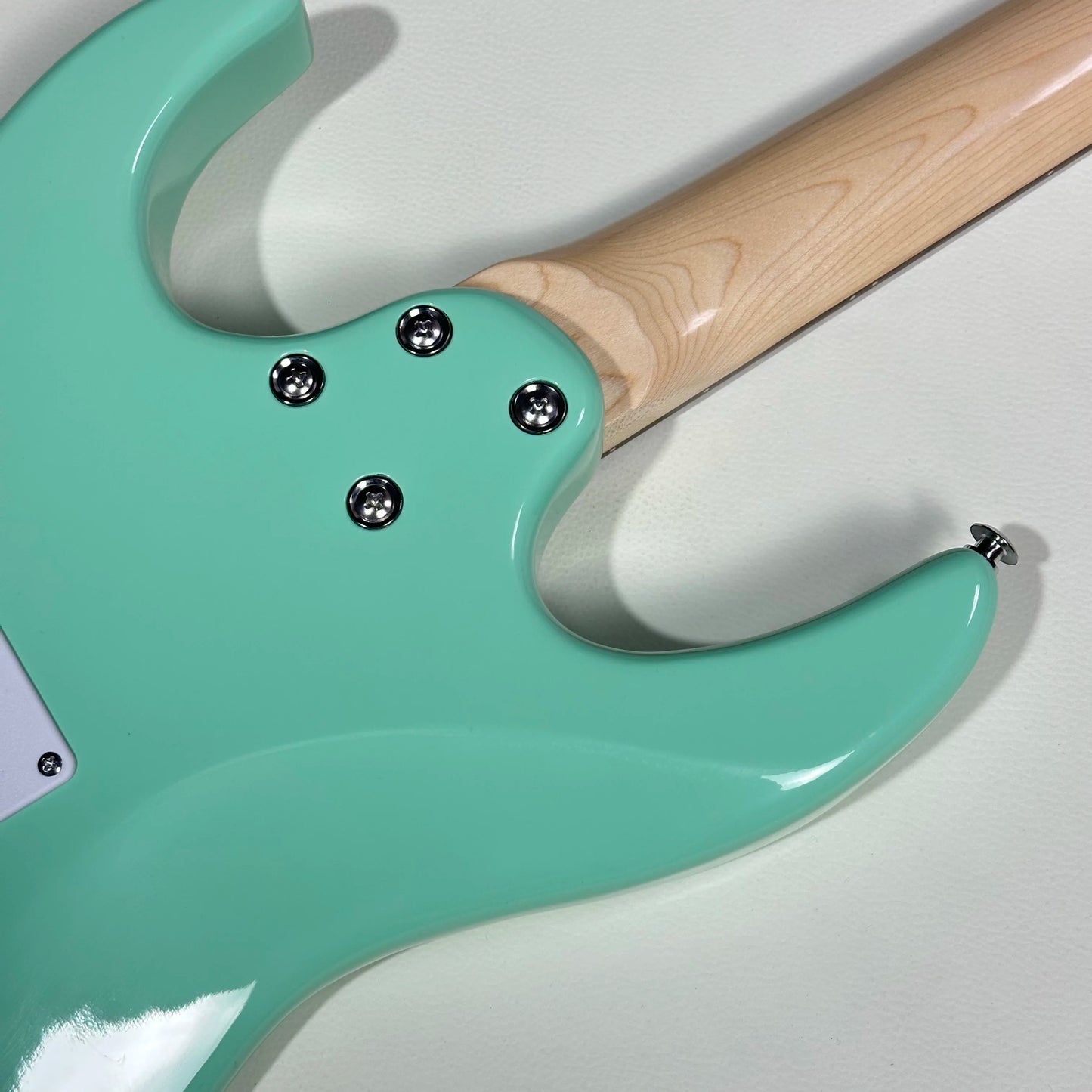 IBZ AZES Electric Guitar With Mahogany Body And Maple Fingerboard