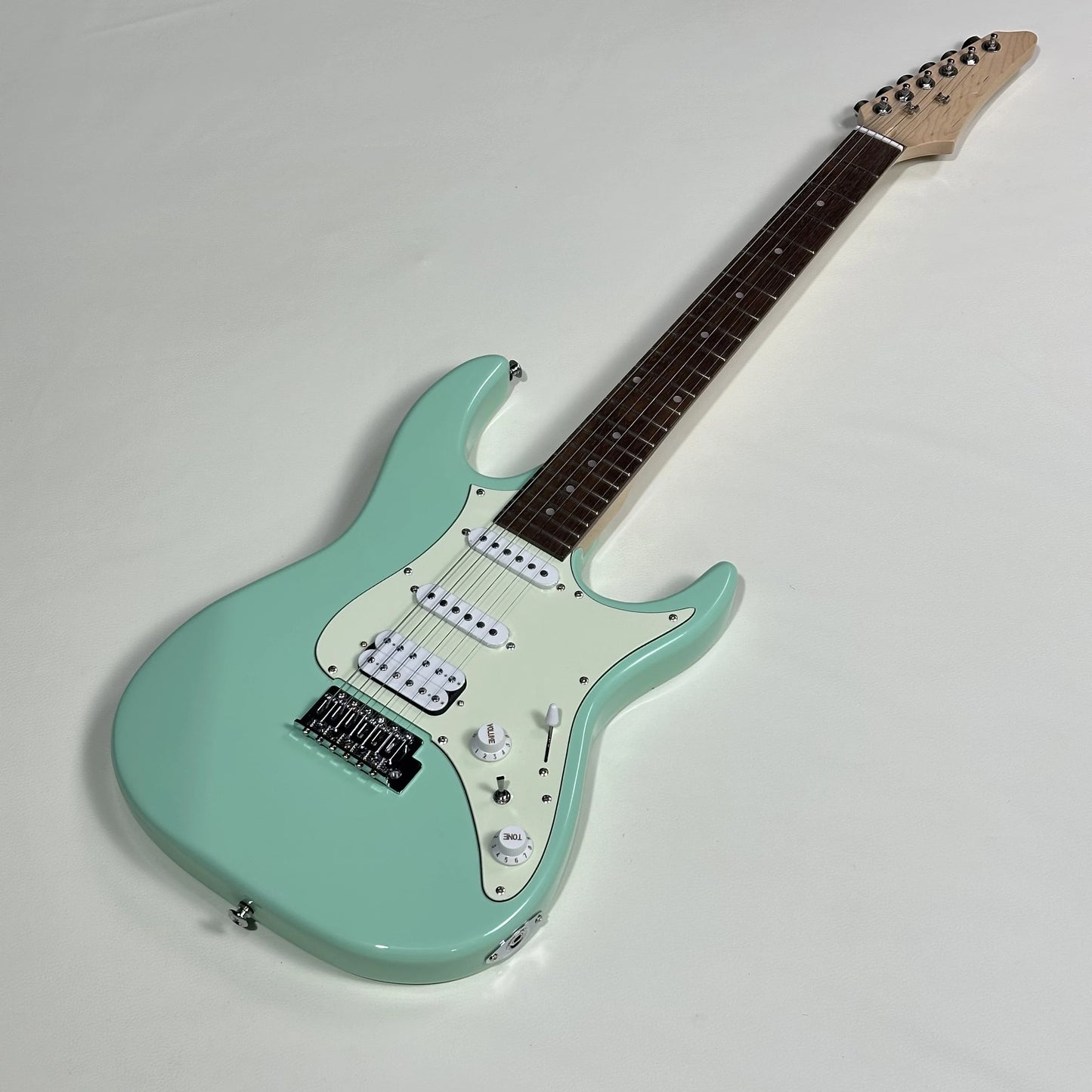 IBZ AZES Electric Guitar With Mahogany Body And Maple Fingerboard