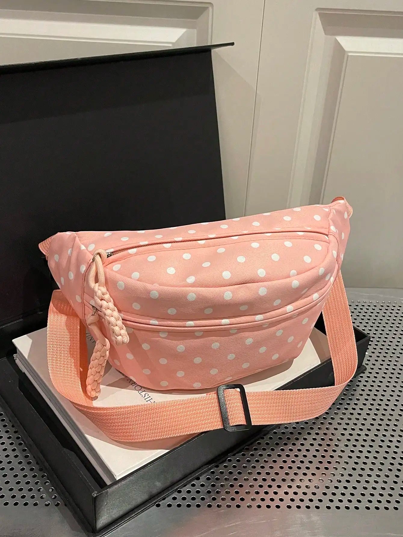 Women's Canvas Shoulder Bag Crossbody Purse For Outdoor Sports