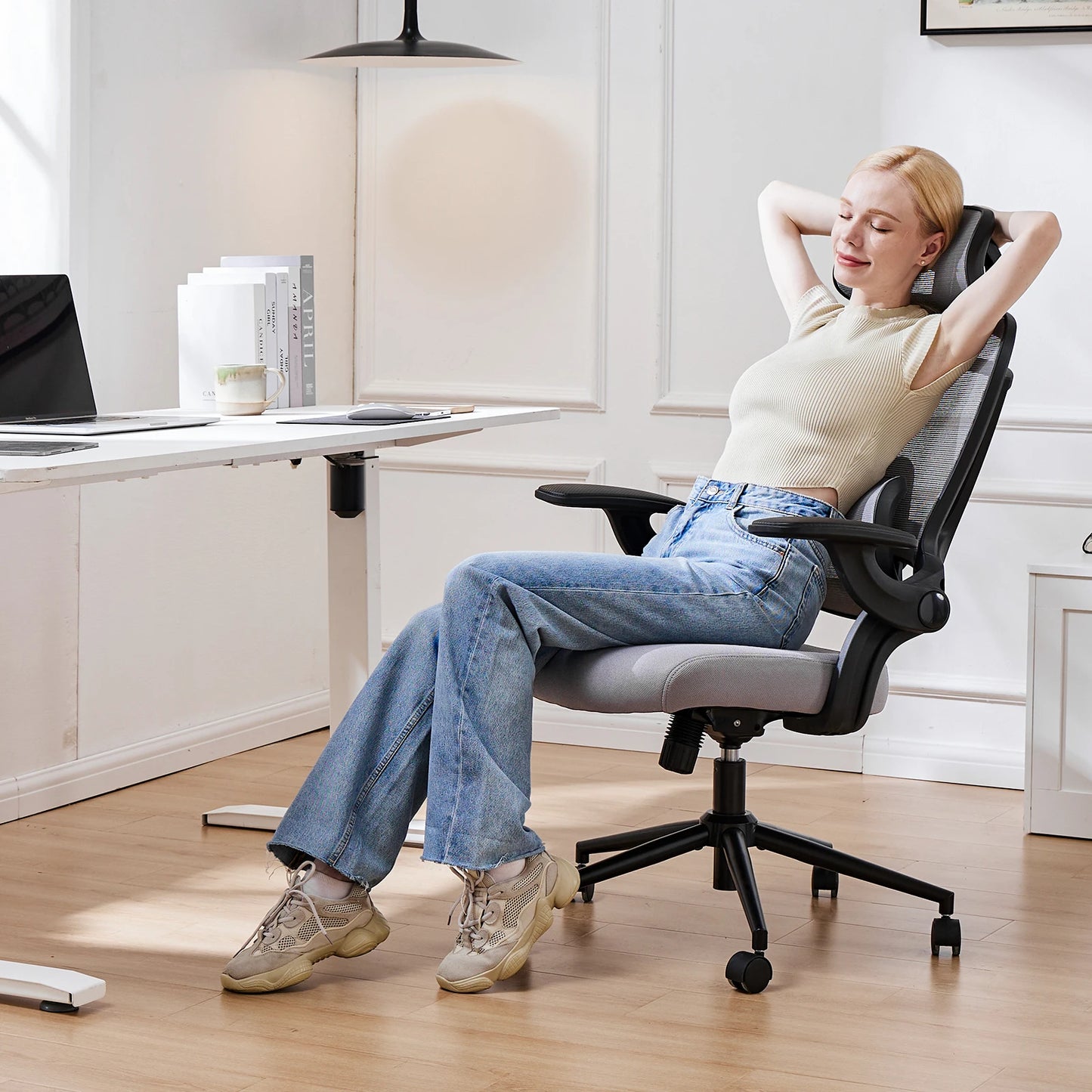 JHK Ergonomic Mesh Office Chair With Adjustable Lumbar Support