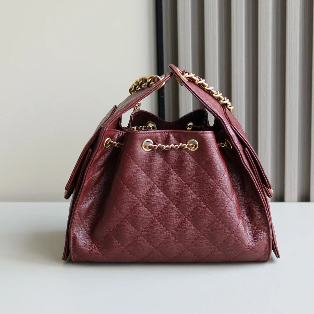 Women's Quilted Shoulder Bag With Chain Handle Faux Leather Tote