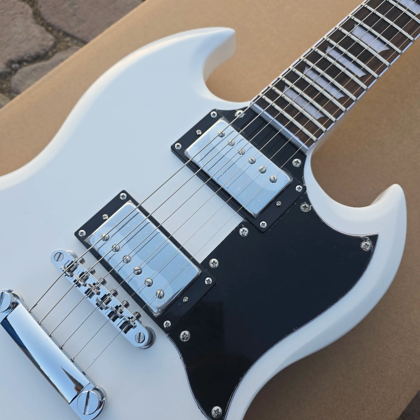 SG004 Single Humbucker Electric Guitar Pickup for Versatile Tone